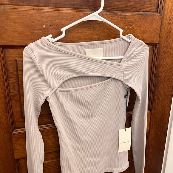 Citizens of Humanity sz XS Iris Long Sleeve Cut Out Top Greysmoke NWT Grey $130 - Picture 2 of 16